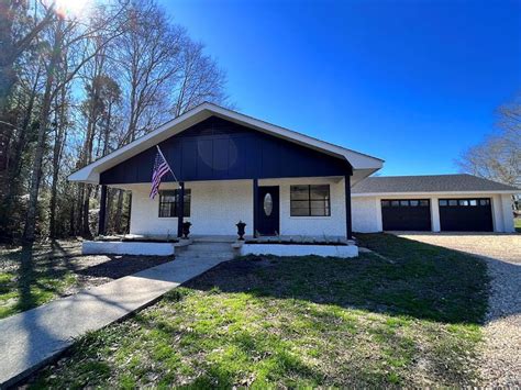 View property details. . Homes for sale carriere ms